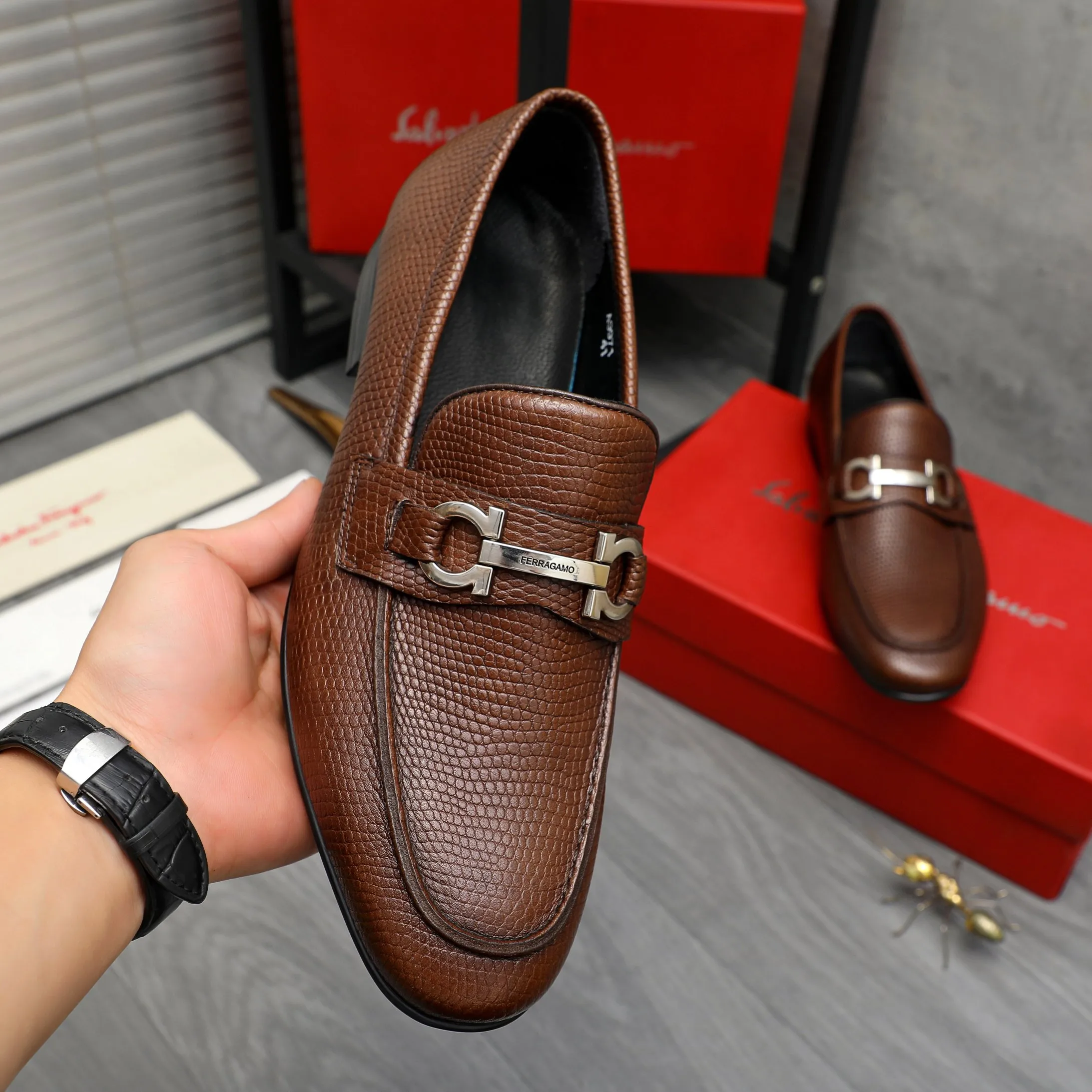 Men's shoes 💰p442 Product trademark: Ferragamo "Ferragamo" business slip-on leather shoes. Regular size: 38-46 (45.46 is custom-made and non-returnable) Product materials: Selected grained cowhide upper, cowhide lining, rubber outsole